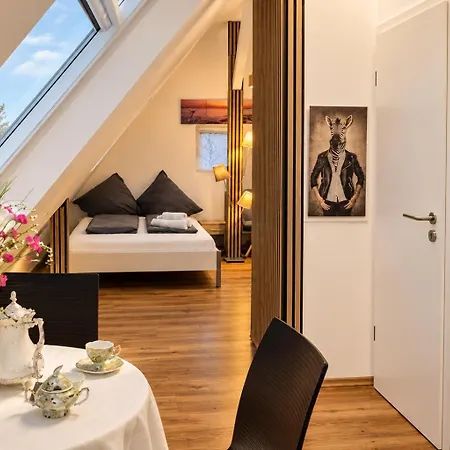 Apartment Moderne Dachgeschosswohnung Fuer Zwei Personen *